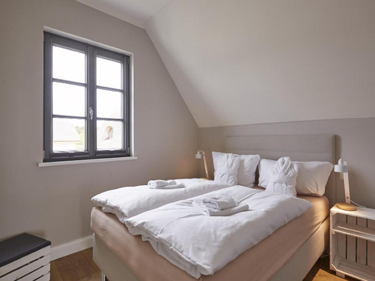 Reetland Am Meer - Premium Reetdachvilla Mit 3 Schlafzimmern, Sauna Und Kamin E24 Dranske Kültér fotó